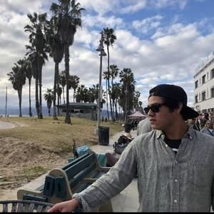 Meet your Posher, Jonathan